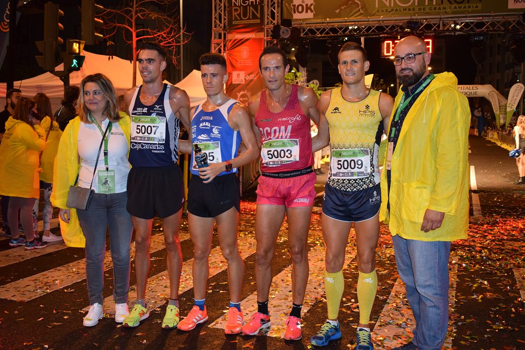 HHSanRoque's tweet photo. Todas las fotos de la #HSRNightRun, disponibles en nuestro Facebook 👉 https://t.co/hO8G7xgKDc #LPANightRun #runners #islaeuropeadeldeporte https://t.co/b9LT9euvkk
