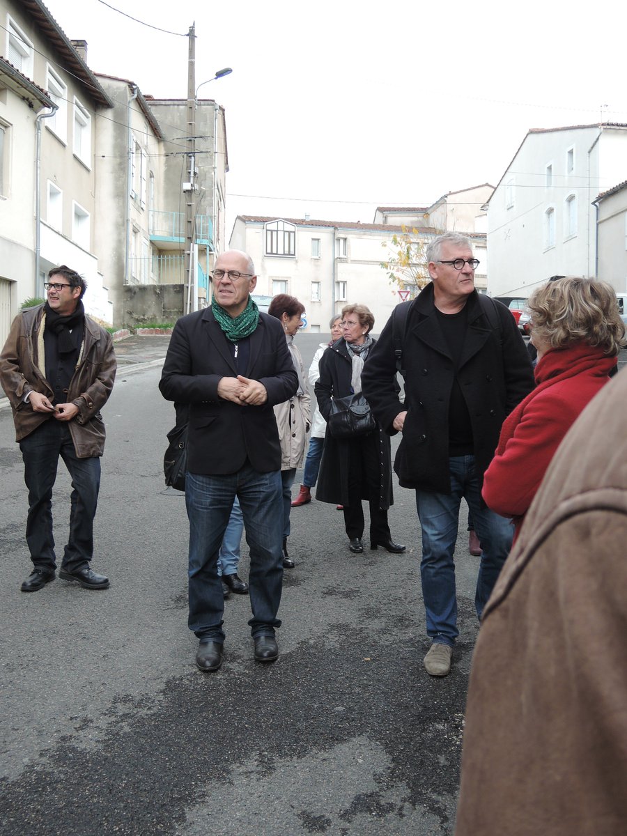 Frac_PC's tweet photo. [#WEFRAC] Performance Le Triangle de L'Houmeau, Merci #Dector&amp;Dupuy, #L'Alpha, médiathèque du GrandAngoulême et #CAUE16 https://t.co/CpBErprYBe