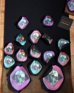 DegreeArt's tweet photo. See how @ClaireLuxton is developing her fabric designs #ArtMiami #DUArtMiami #DiamondsUnleashed @MO_MIAMI @normakamali @DiamondsUnleash https://t.co/MOIOFekSV0