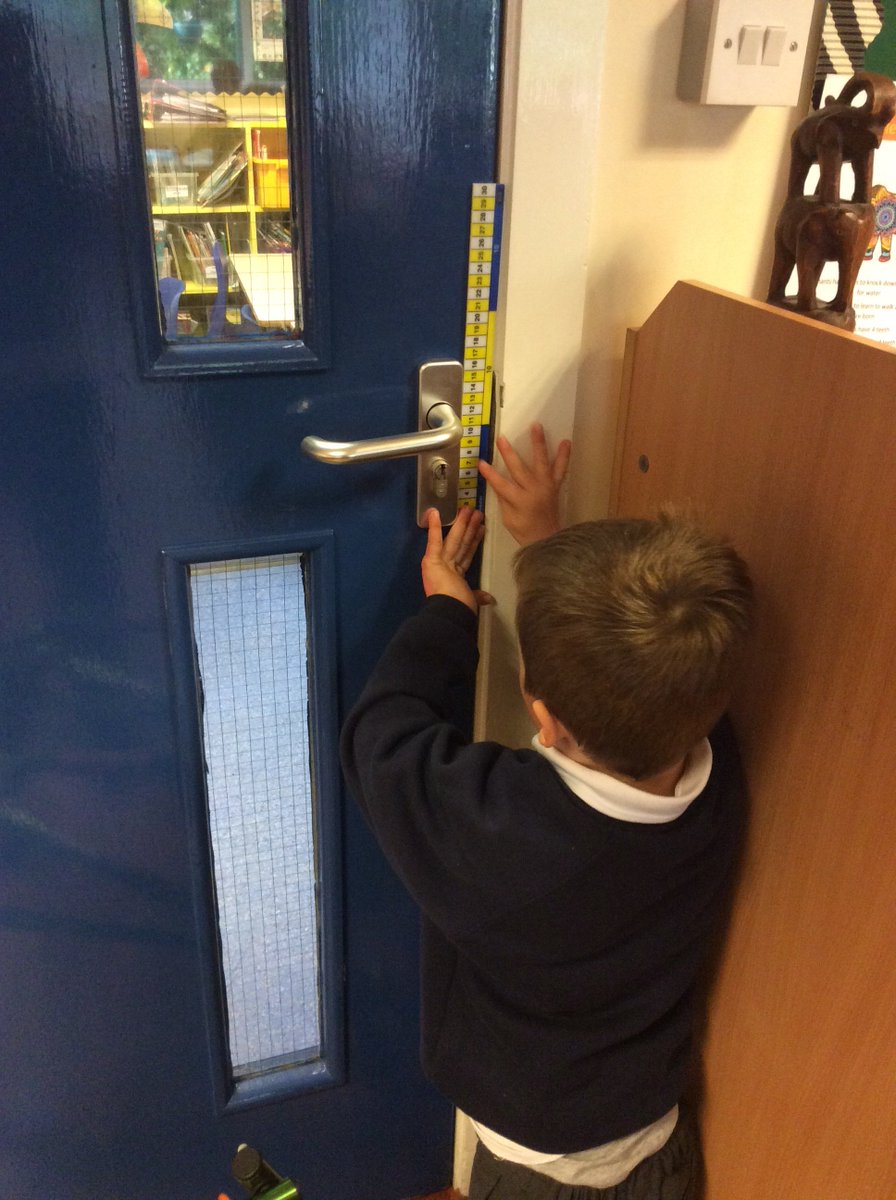 Year2StMichaels's tweet photo. Learning to measure accurately today! https://t.co/CpKJugpUlq