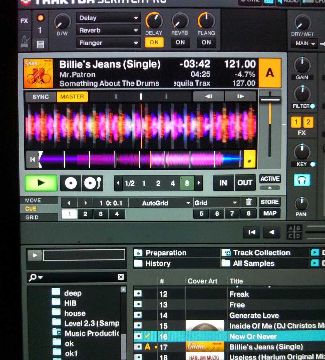 houseisback's tweet photo. Eps #14 "Soul II Soul (part 2) #houseisback #housemusic #dj #surabaya #dance #music #soulfulhouse #deephouse  #classichouse https://t.co/BqXiLV5IQX