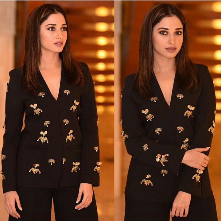 KarthikKumara17's tweet photo. @tamannaahspeaks #DeviSuccessMeet  in Chennai... https://t.co/To6521JbXH