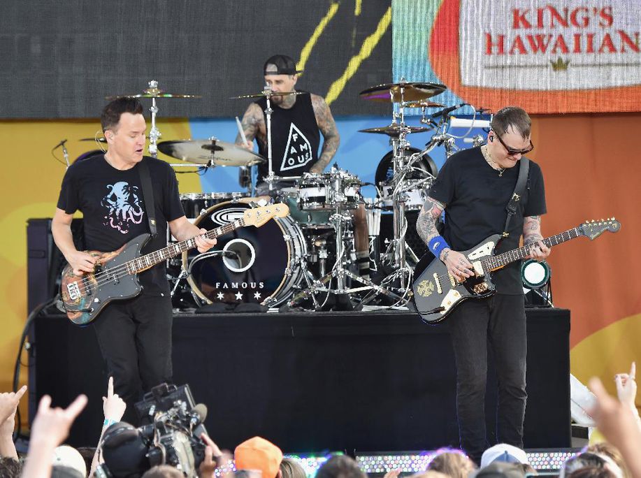 detikhot's tweet photo. Tak Hanya Rilis Album, Blink 182 Rilis Jadwal Tur Inggris https://t.co/14fpEL8B4S https://t.co/JghycFoyR4
