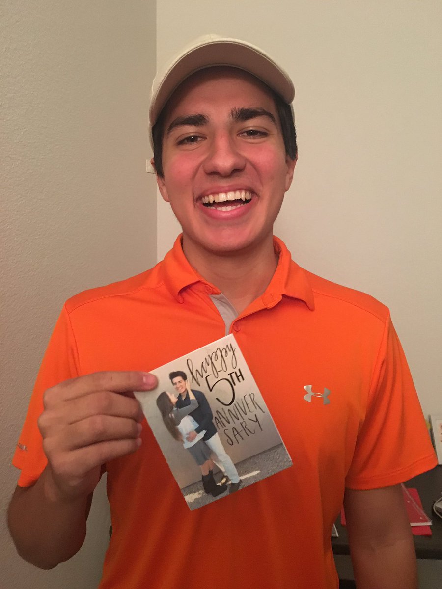 emilyaburkert's tweet photo. Look how happy he is!!❤️YOU can make ur loved one this happy by going to @etchingsbyemma &amp; checking out her stuff!She's the best! #hessocute https://t.co/GNFr8Tiabt