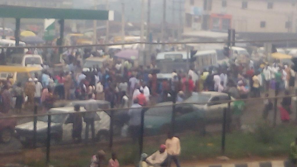 Photos: Thousands of commuter stranded as LAGBUS changes operation plan