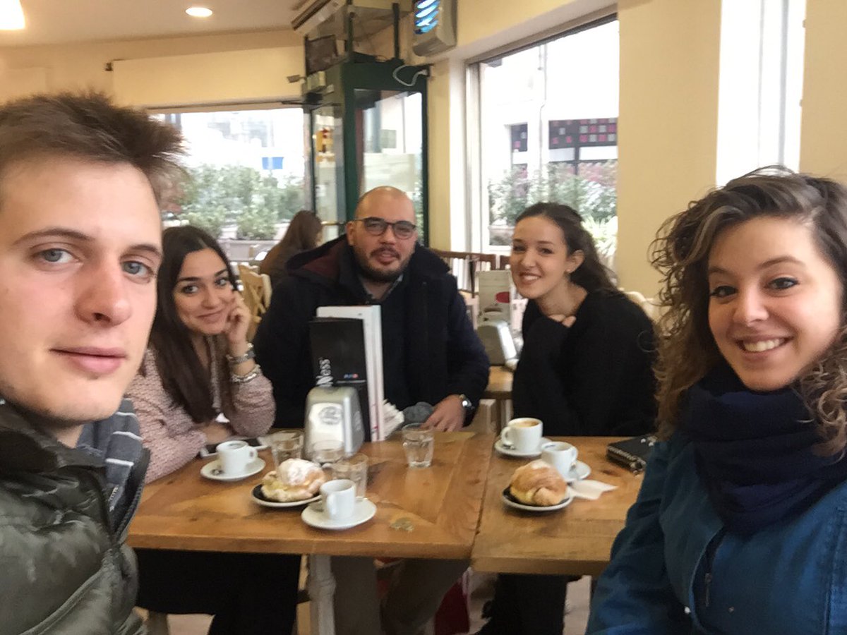 eliasmanzon's tweet photo. Buon #caffedì #nonalMc ☕️ Direzione #iusve @IUS_VE https://t.co/azLGVFIgao