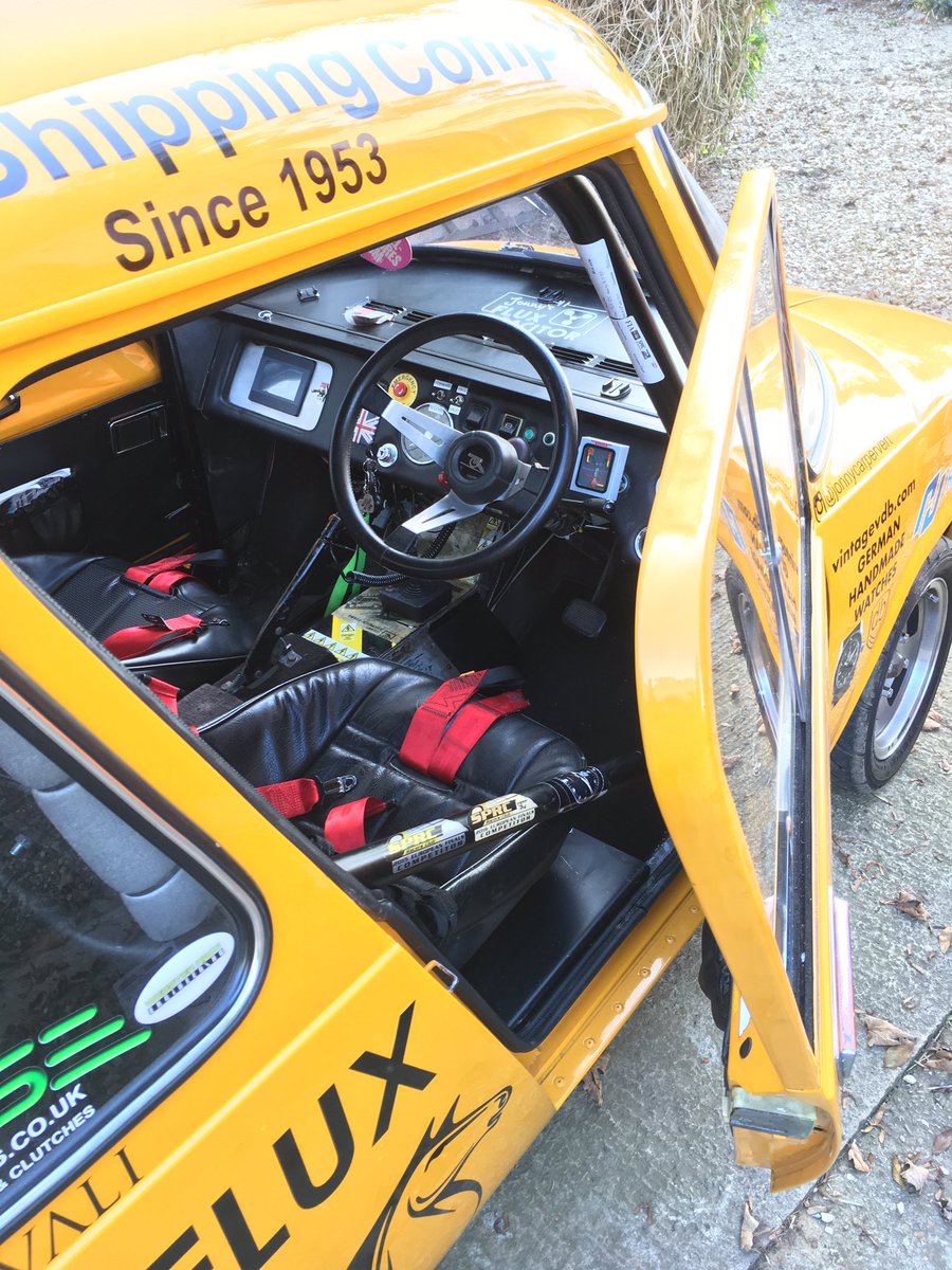 Carpervert's tweet photo. Today is going to be crucial as it hopefully will determine my next project beyond the Flux Capacitor. #carrotdangle https://t.co/CCk2aq9g3P