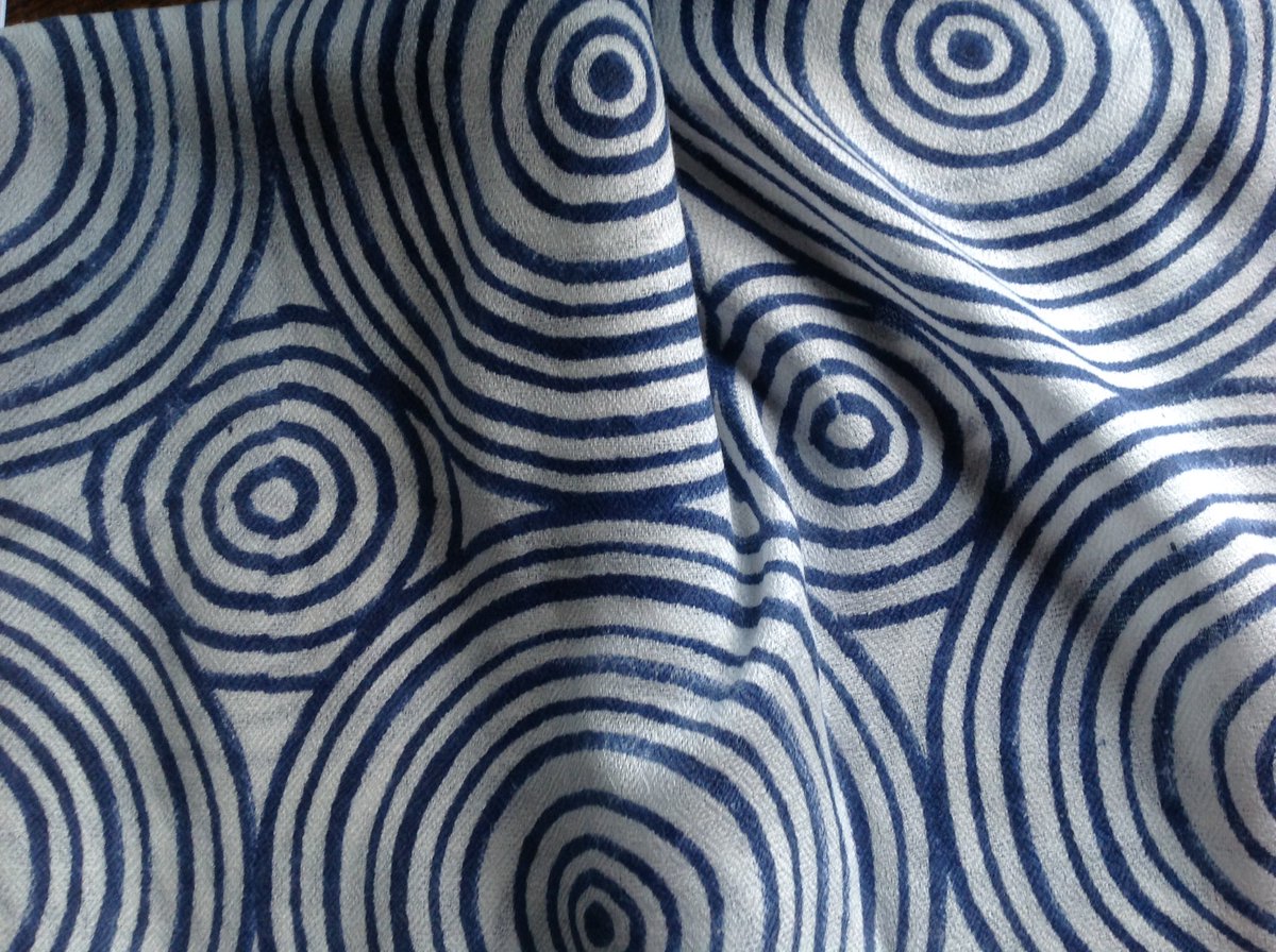 madeinJaipur's tweet photo. Just blown in from Jaipur, @NNArtsCrafts ready for him or her, beautifully soft and light - and long!  #scarf #throw #wrap #forhim # https://t.co/Qynrwhq1Ui