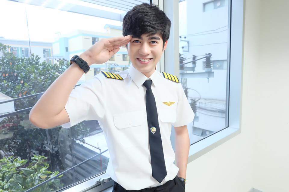 ratchanongun's tweet photo. แอดว่าหนุ่มคนนี้กัปตันที่หล่อที่สุดโลกแล้วค้าา
กันกันบินกัน @GunRatchanonn #report
Ig.gun_evonine ไปฟอลหนุ่มหล่อคนนี้เยอะๆนะค๊า https://t.co/NkFGiqVZLZ
