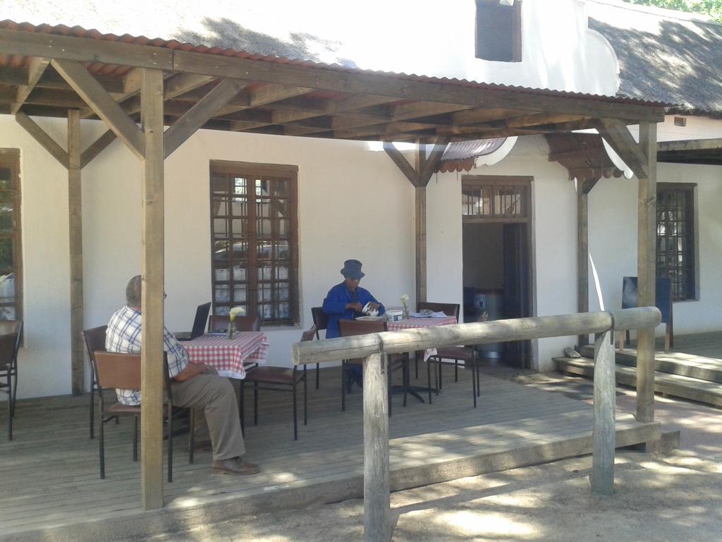 hess_marlene's tweet photo. Head to Coffeeshop Tori Oso for the best coffee ever#Mamre Werf#Relaxing atmosphere#more than 300years of history https://t.co/MpUKAzTpRz