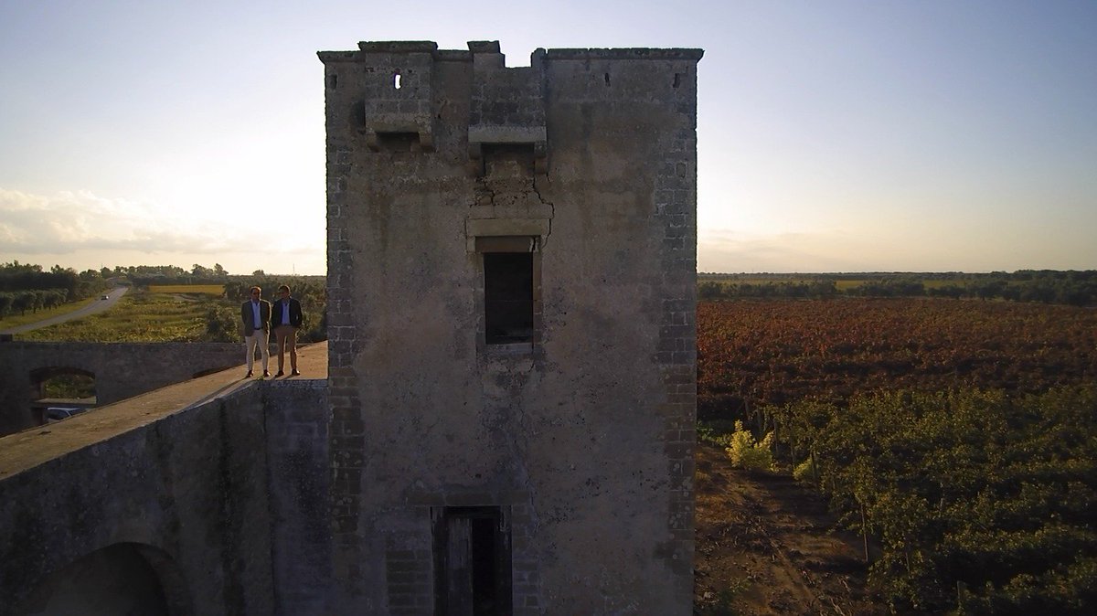 Torleanzi's tweet photo. Buon lunedì a tutti!! #wine #winelovers #salento https://t.co/XaPE3zXDaA