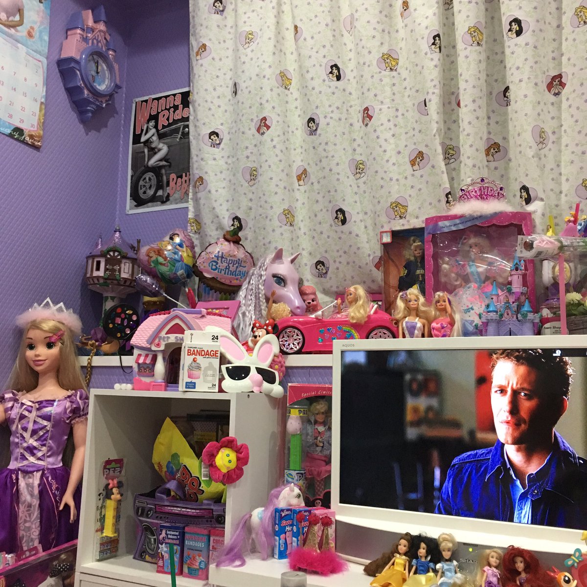 Peco Okuhira Tetsuko 撮影から帰ってきてglee見てる