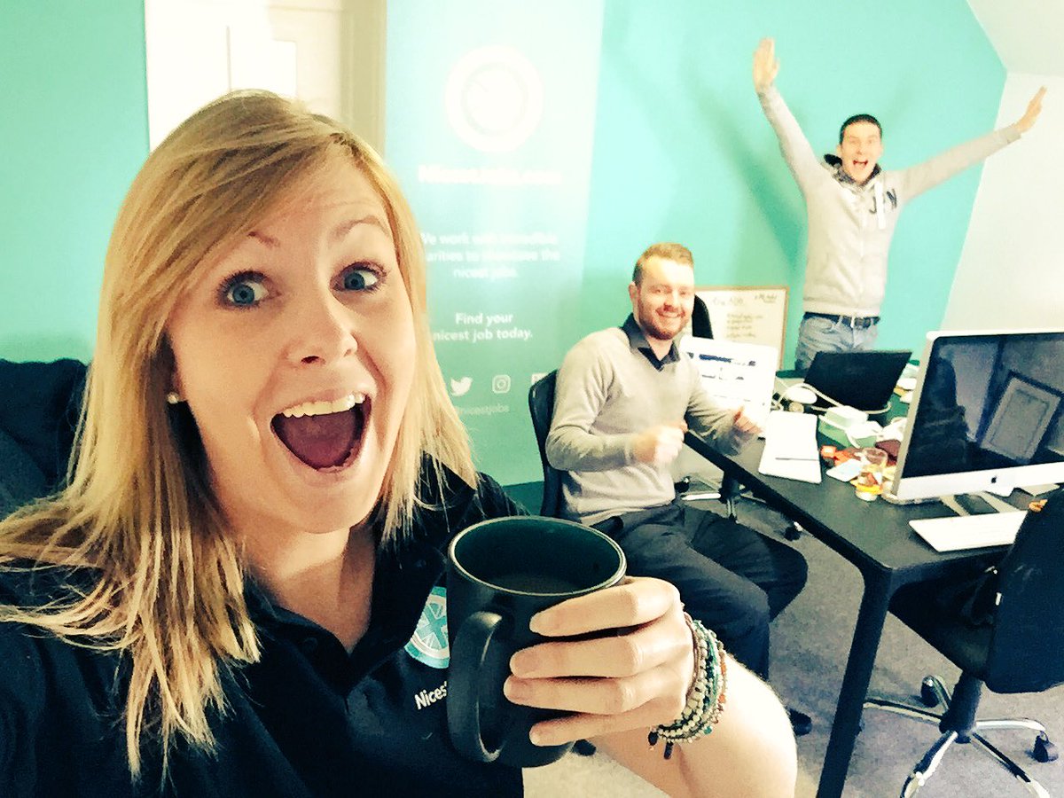 nicestjob's tweet photo. First morning of my new job in the (arctic) @nicestjobs office - heaters on, brews up! https://t.co/MN9Ga1MNwX