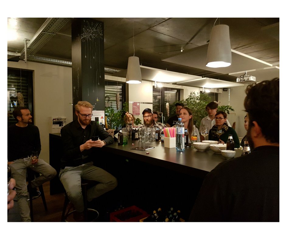 Welcome drinks at our new office at CAMPUS V Coworking Thank you for having us! ;-)