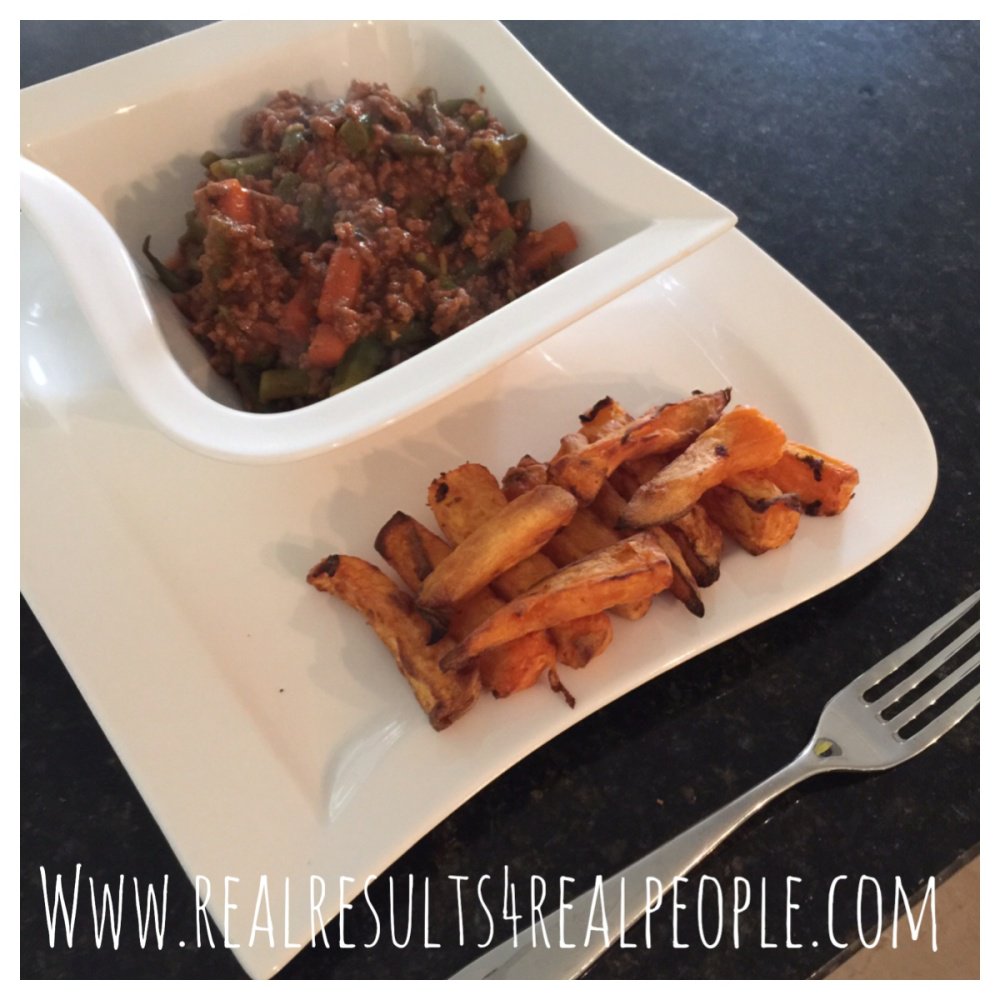 nutrigoodness's tweet photo. Soooooo nice!  #cleaneating bolognaise with #sweetpotato fries more at https://t.co/LYn12dSGRo #yummy #eatclean #yum https://t.co/9ABA2PGVhL
