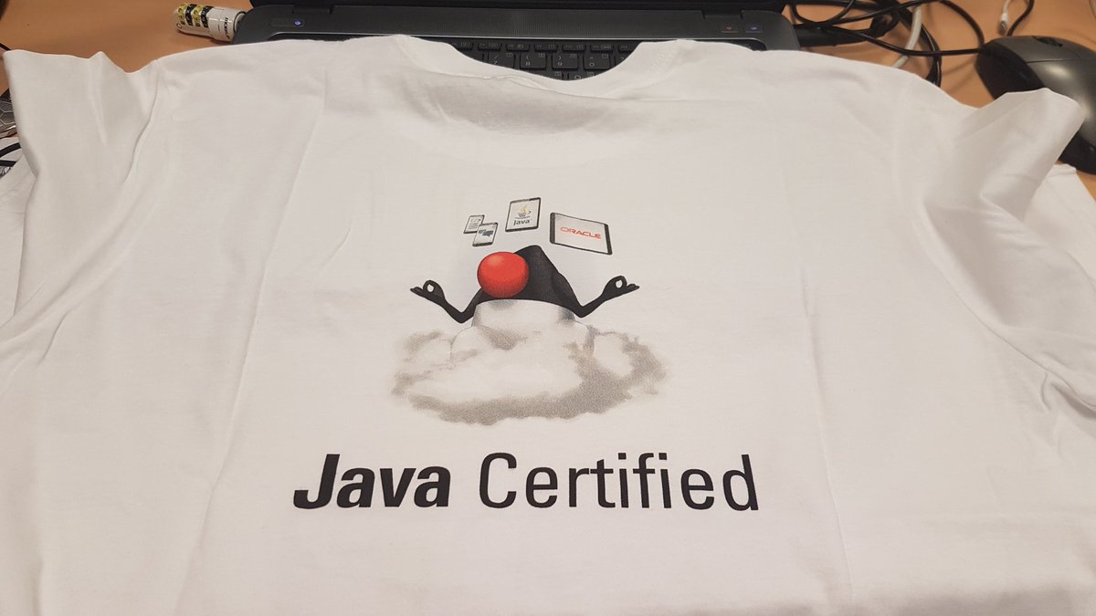 AdrianFerViz's tweet image. @OracleCert thank you! :) #JavaCertified