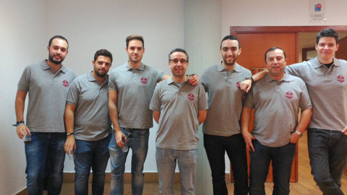 jjoselemuss's tweet photo. Enhorabuena @MASerranoMartin y todo su equipo por la gran organización de #Hackaton2016 @esiuclm @SantaTecla2016 https://t.co/il3kJiiL4Y