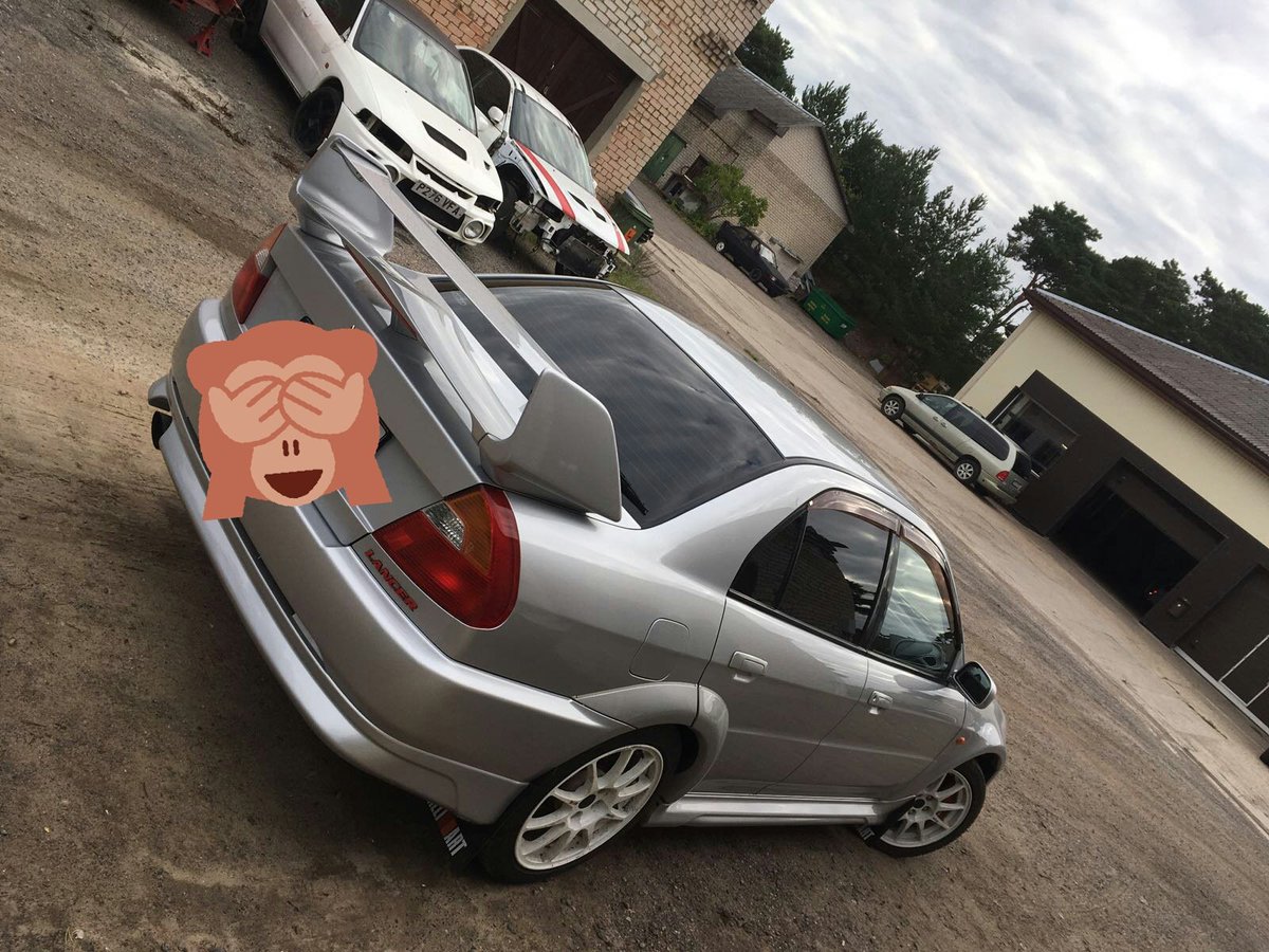 civcs's tweet photo. Vēl joprojām aktuāli- meklēju automehāniķi sporta un dažiem intresantiem ielas auto! https://t.co/Lc0cRyKarf