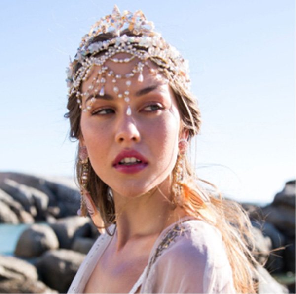 CountyWeddings's tweet photo. The boho-chic #trend will be here to stay in 2017, so check out @HCNature for some gorgeous #accessory inspiration. #bridal #fashion #CWM https://t.co/GNcHCCCsDZ