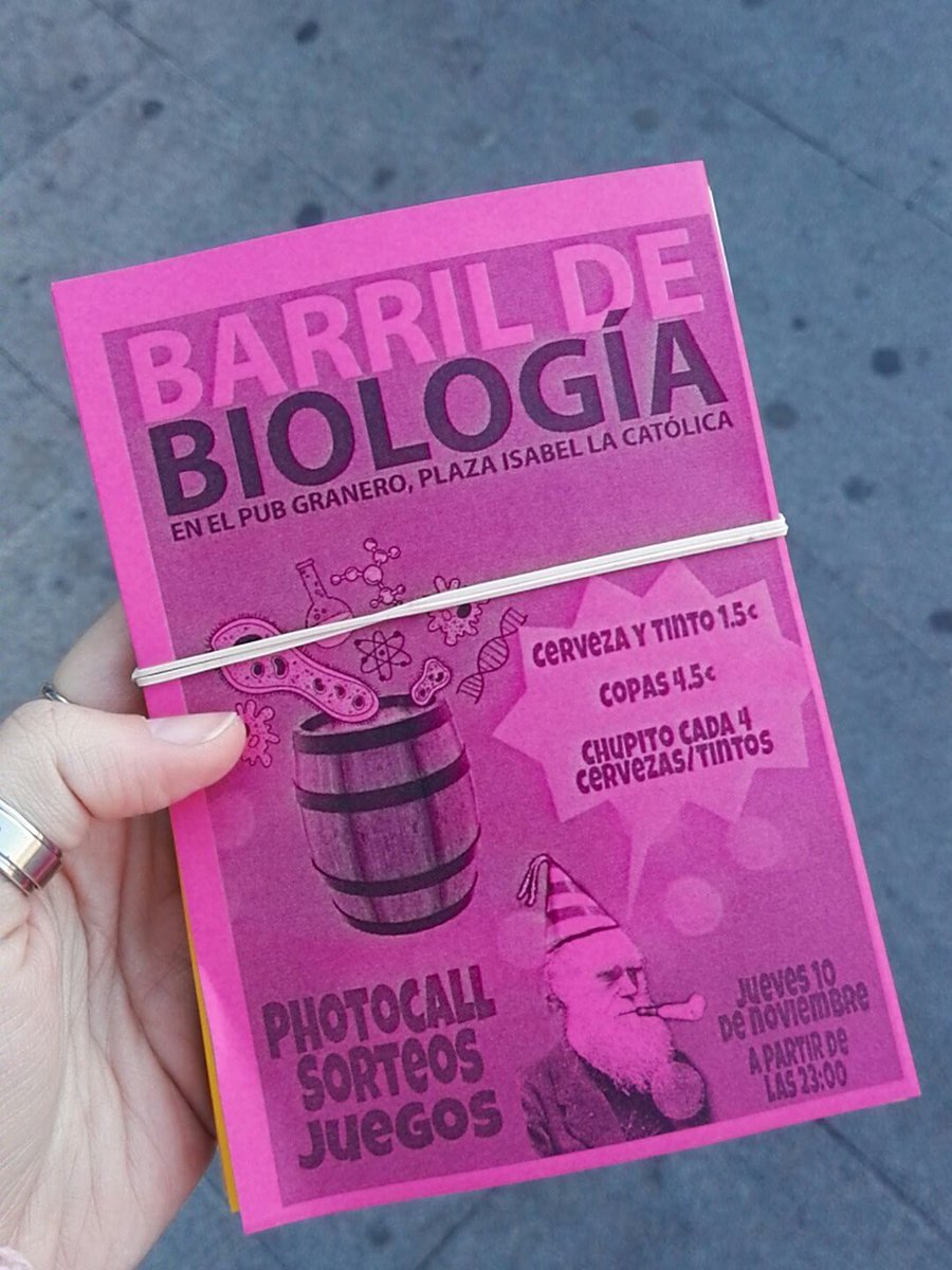 amaurqui's tweet photo. Chicoooos! Este jueves 10 os invito al barril de biología en pub Granero (Granada). Habrá photocall, juegos y ofertas! https://t.co/G0WsYfNnfb
