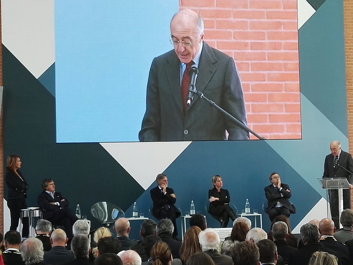 UsrVeneto's tweet photo. Inaugurazione #waterterminal Enrico Marchi presenta la nuova #infrastruttura, nuovo servizio per la comunità https://t.co/mI49a5XTg0
