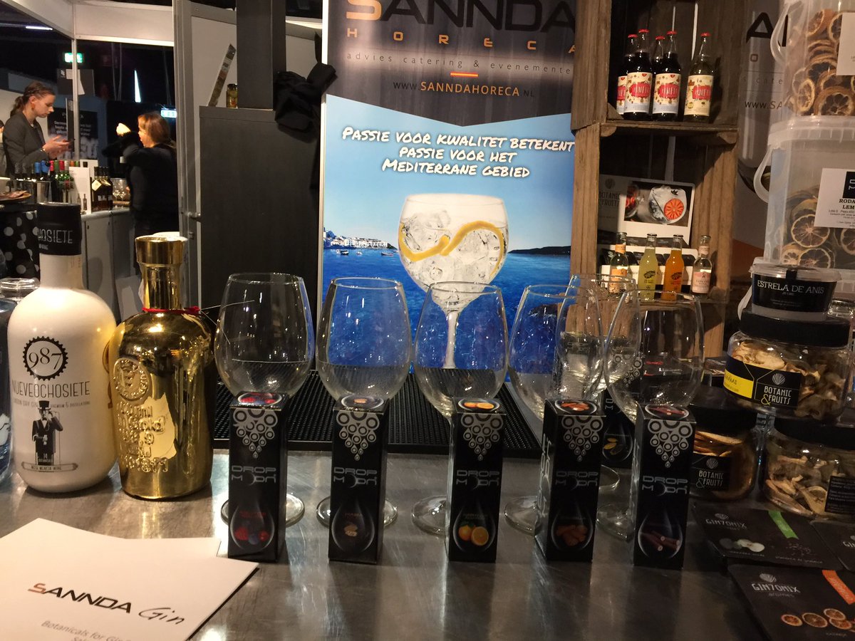 GinAndTwitts's tweet photo. En #Utrecht participando en @GastronomieJBU productos españoles en #holanda https://t.co/BuKCFUaYBJ