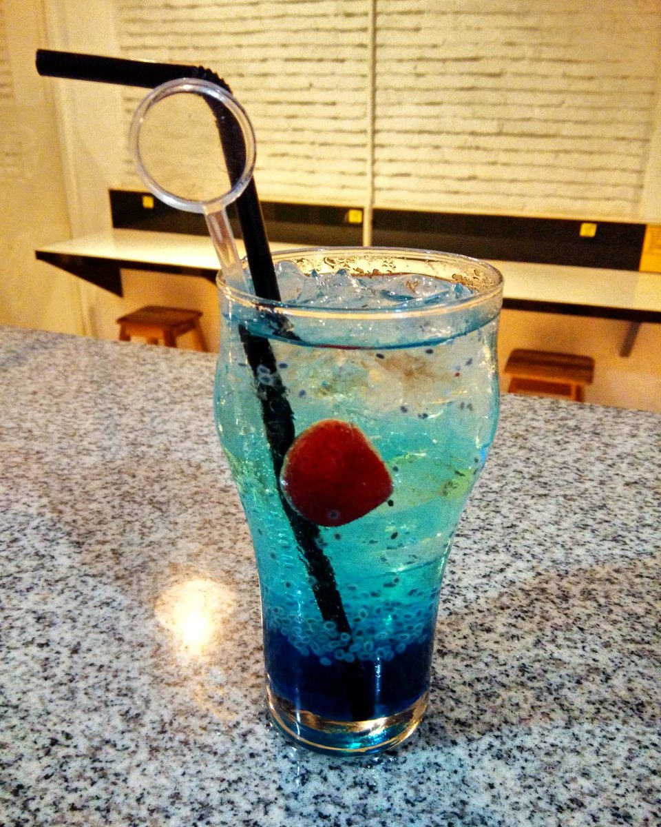 BLUE LYCHEE SODA
m.facebook.com/story.php?stor…