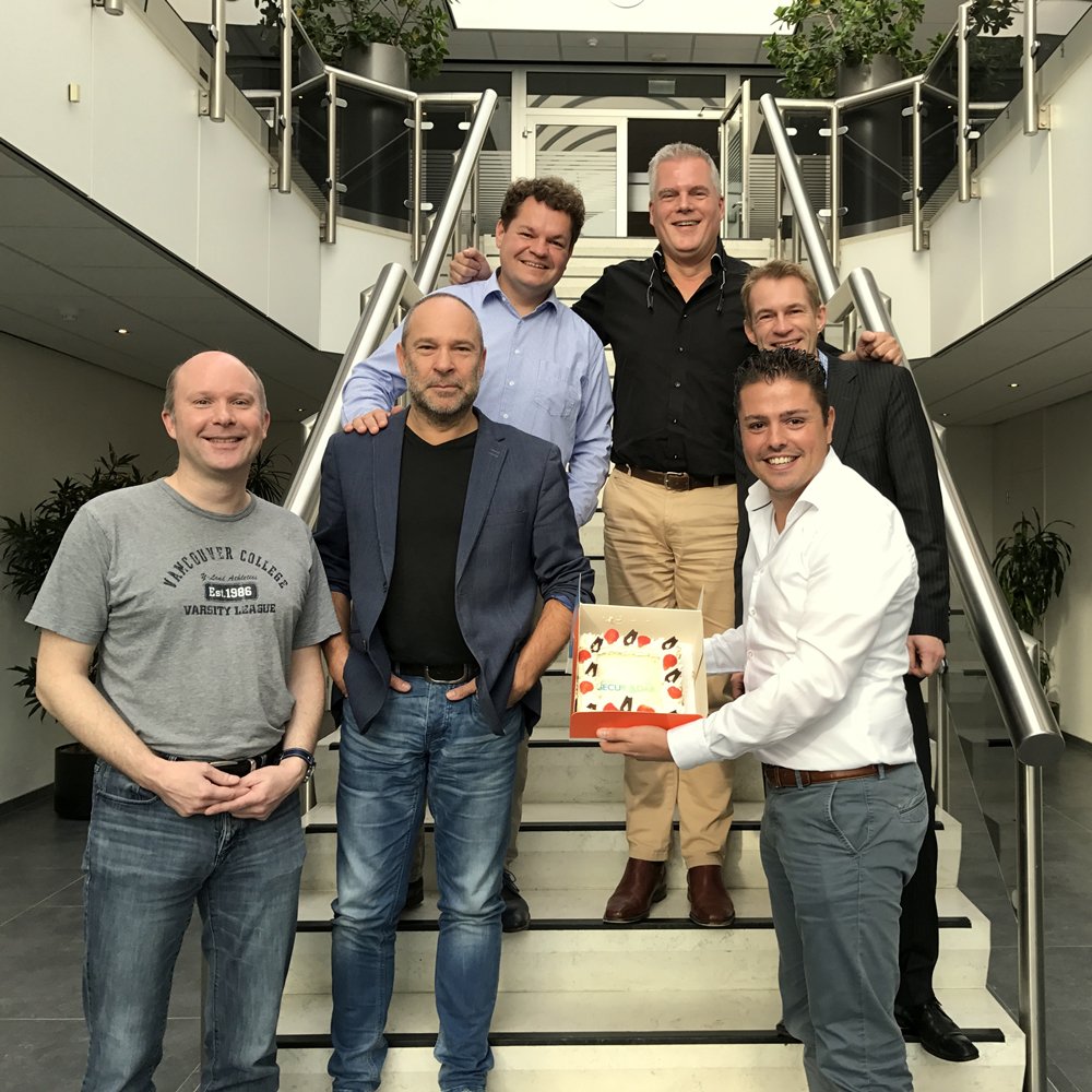 TriOpSys's tweet photo. TriOpSys en @VHPhp gaan samen SecuRadar ontwikkelen, een layer-applicatie voor gemeenten. https://t.co/JEP7fkHS3K https://t.co/XSWRe2DUCV