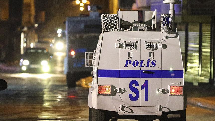 anadoluajansi's tweet photo. Polise atacağı bomba elinde patladı https://t.co/1qL40UU4Zb https://t.co/CHGbjxNTEa