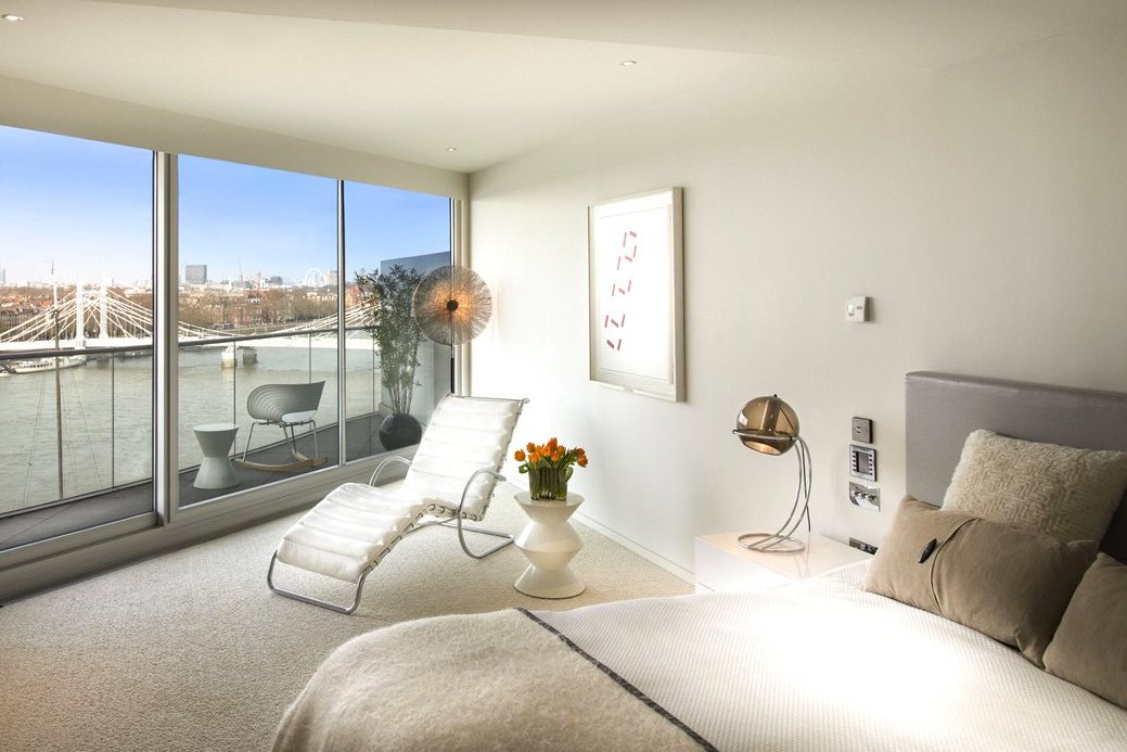 knightfrank's tweet photo. Apartment in #NormanFoster #AlbionBuilding w/ unique layout and views of the #Thames. See more here: https://t.co/8SOg2fgQMS #KFPrivateView https://t.co/1Xu4GYEAqH