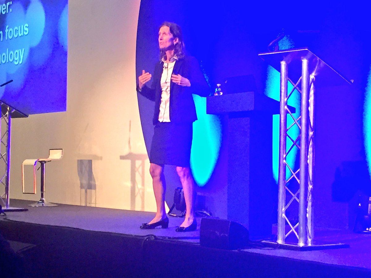 santiagosolanas's tweet photo. @krmoyer #GartnerSYM every company needs a clear industry vision for digital busines, and number 1 mistake is "Too much focus on Technology" https://t.co/eHURZR1l0c