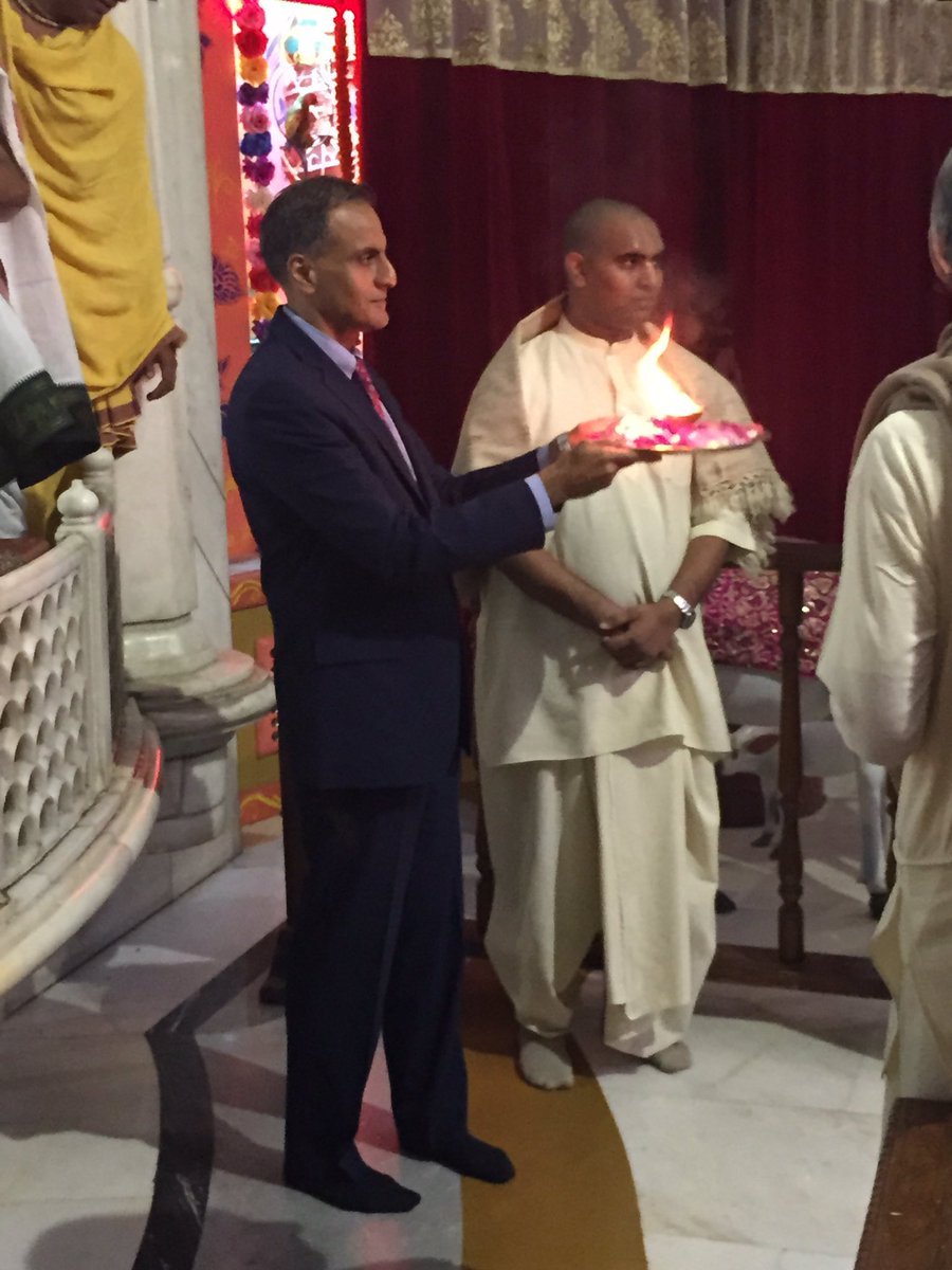 USAmbIndia's tweet image. Excited to mark 50 years of #harekrishna at the New Delhi ISKCON Temple! Thank you to my gracious hosts.