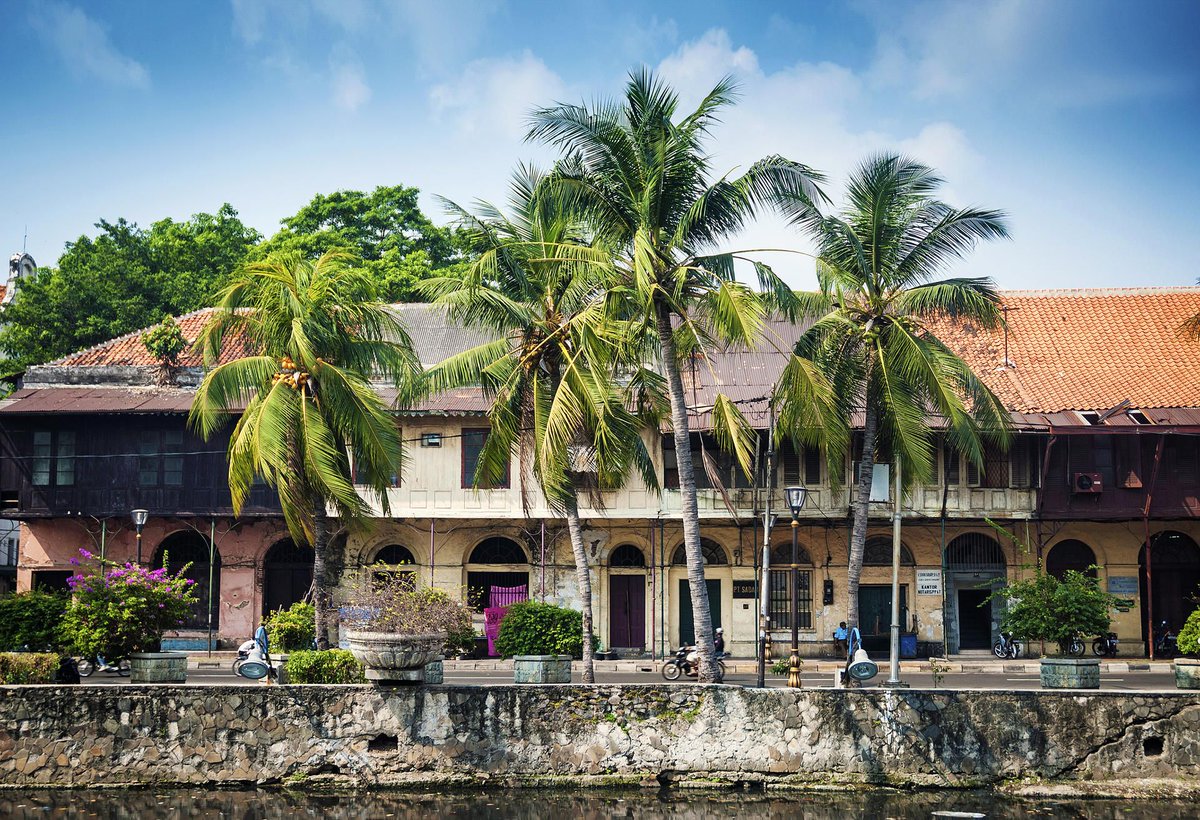 Use your #webdev skills in tropical #Jakarta <a href="/xenditco/">xendit.co</a> buff.ly/2fhO6iC #workabroad #travel #dreamjobbatical #devjobs #developer