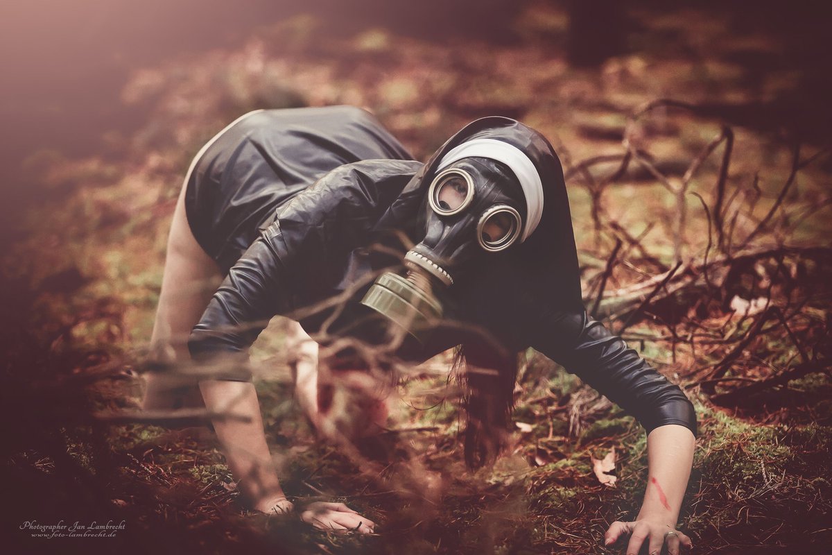 FotoLambrecht on Twitter: "The masked #Shocking #gasmask #fetish #cosplay #costumes #photography #photo #photooftheday #sexy https://t.co/lpn8Mz6OS0" Twitter