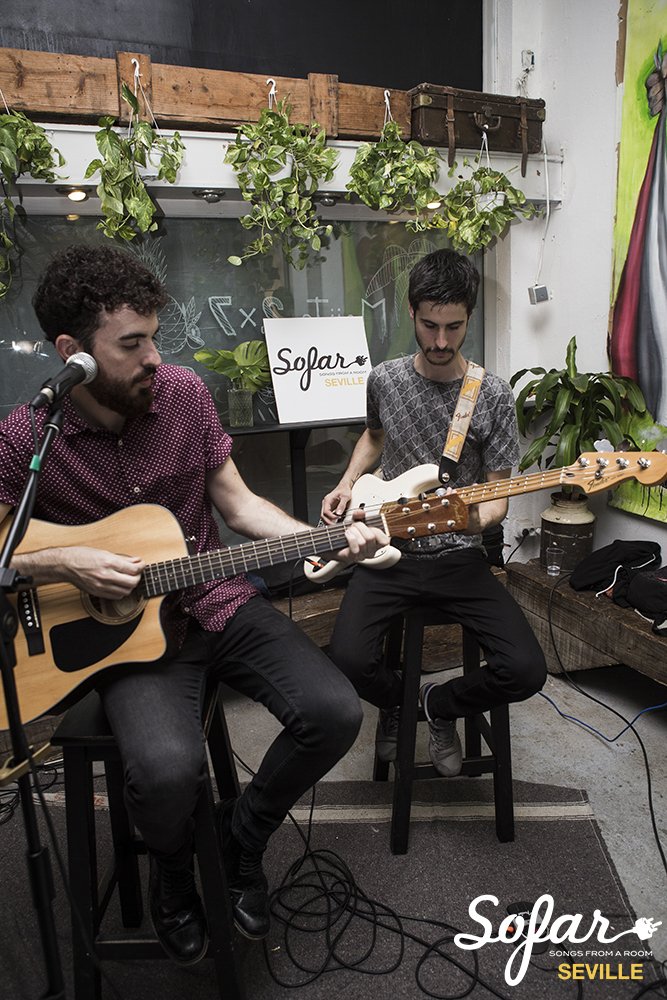💫¡ENORME EL ESTRENO DE #SofarSevilla!💫 Galería de fotos por <a href="/AngelBernaka/">Daltónico errante</a> ➡️ facebook.com/media/set/?set… Suscríbete en sofarsounds.com/seville