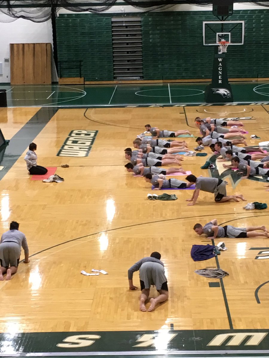 WagnerLacrosse's tweet photo. Starting the week of right. 6am Monday morning Yoga!
@WagnerAthletics @NECsports #waglax https://t.co/CF2H7DjGaM
