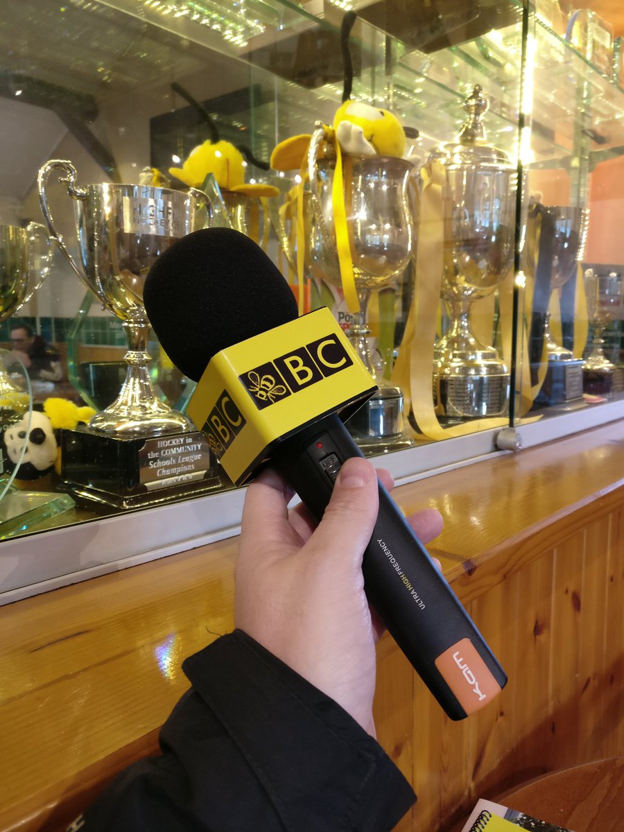 Great to see <a href="/OfficialBeeHC/">Beeston Hockey Club</a> doing <a href="/BBCMOTD/">Match of the Day</a> style post-match interviews &amp; presentations. Love the 🐝BC mic, too!  youtu.be/WL7G7XKX1YE