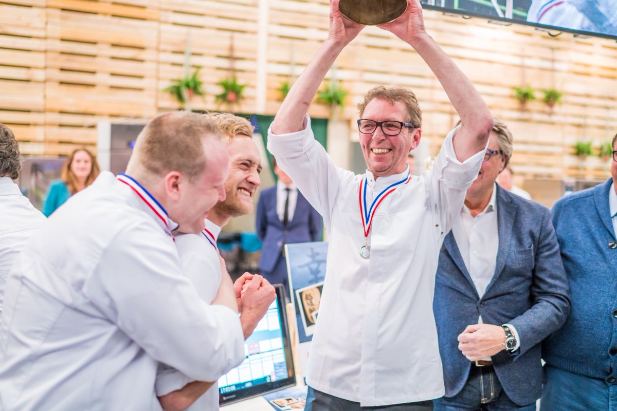 De deelnemers voor de Gouden Koksmuts 2017 zijn bekend!
Benieuwd wie de deelnemers zijn? Bekijk deelnemerslijst via bit.ly/2fgv3of