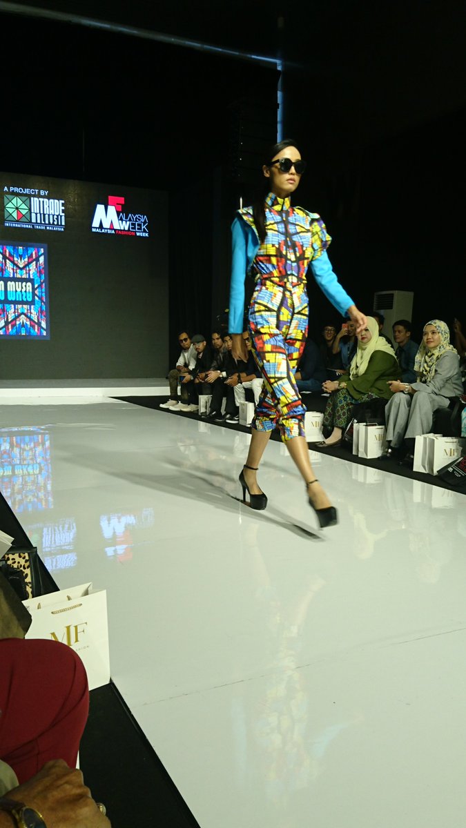 Uzivatel 東京ファッションデザイナー協議会 Na Twitteru Malaysia Fashion Week 16 Mara Showcase Mariam Musa マレーシアファッションウィーク Mfw Mara Mariammusa Uzivatel 東京ファッションデザイナー協議会 Na Twitteru Malaysia Fashion Week 16 Mara Showcase Mariam Musa マレーシアファッションウィーク Mfw Mara Mariammusa