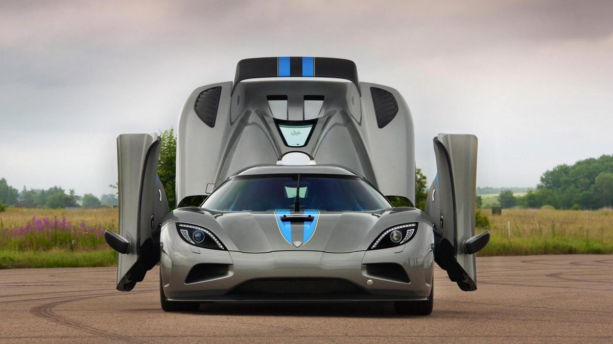 ExoticBMW's tweet photo. Koenigsegg Agera R.... https://t.co/UeJFtUHZUl