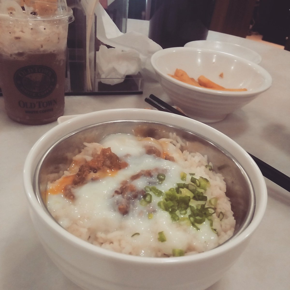 soojue1024's tweet photo. 소도 아 근데 애 둘 데리고 츄 아 파 오 https://t.co/ePciKJl7ti