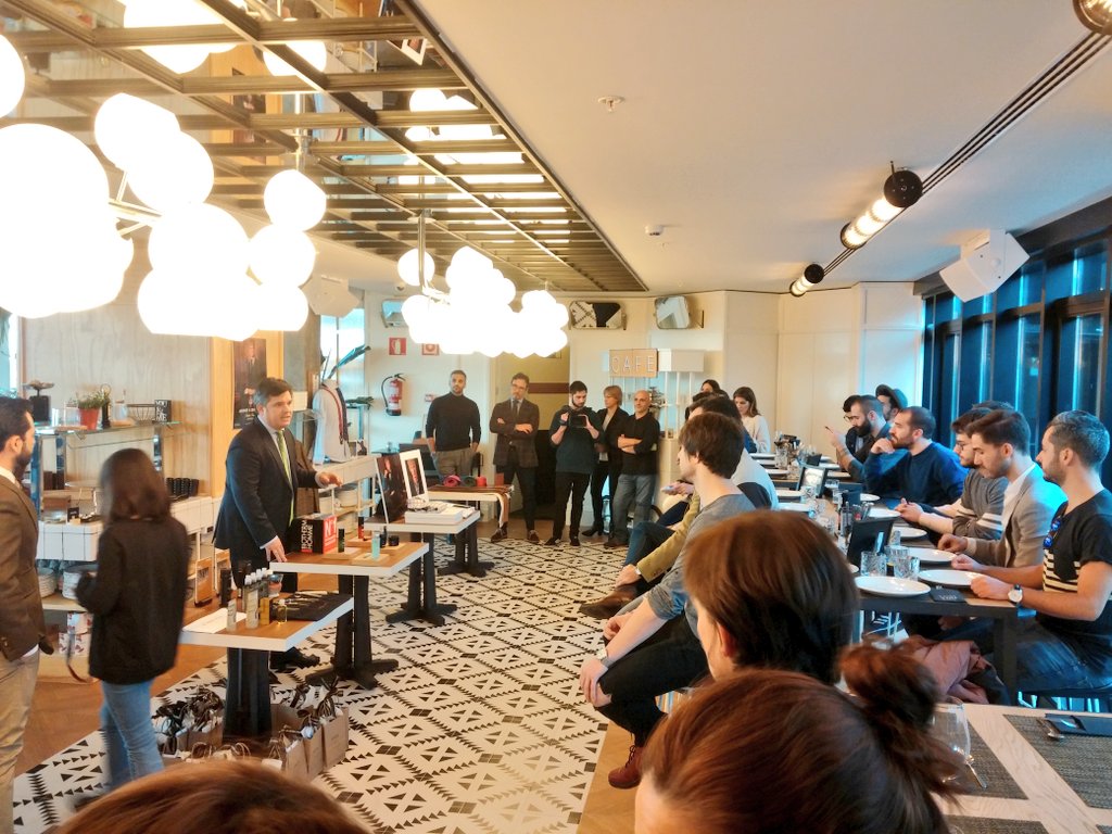 Gracias a <a href="/elcorteingles/">El Corte Inglés</a> por un súper #Caféclandestino