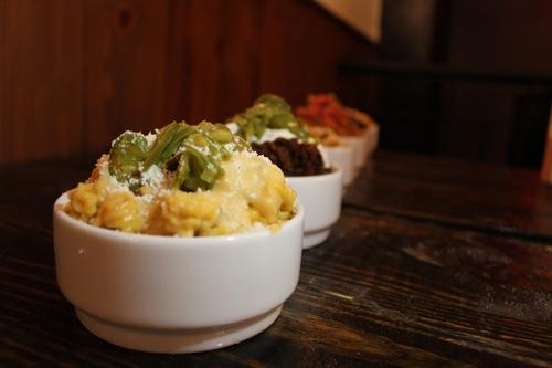 CookingDistrict's tweet image. Our #RecipeOfTheDay is the famed Green Chili Mac &amp;amp; Cheese from @Mexicue  cookingdistrict.com/cd/recipes.nsf…