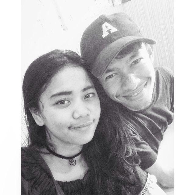 evriisinaga's tweet photo. Come hangout with me on #BIGOLIVE. https://t.co/GbHsBZxJ4l https://t.co/FNqEes2tJh