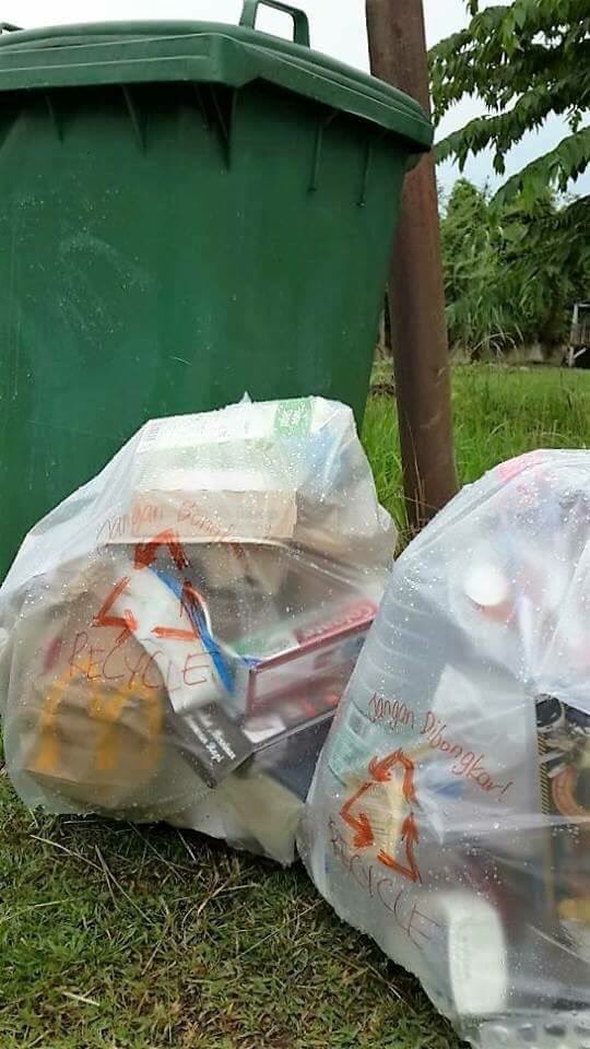 swcorp_my's tweet image. Sisa kitar semula yang diasingkan sering digeledah? #asingkan credit to: Klangkampunghalamanku