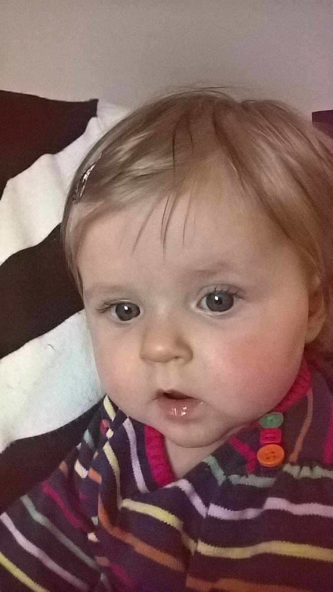 McCloy15's tweet photo. All full up from her lunch and dessert βΊ
#6monthsold #babygirl #weaning #homemadepuree #lotsofmess https://t.co/MaUW1CccSG