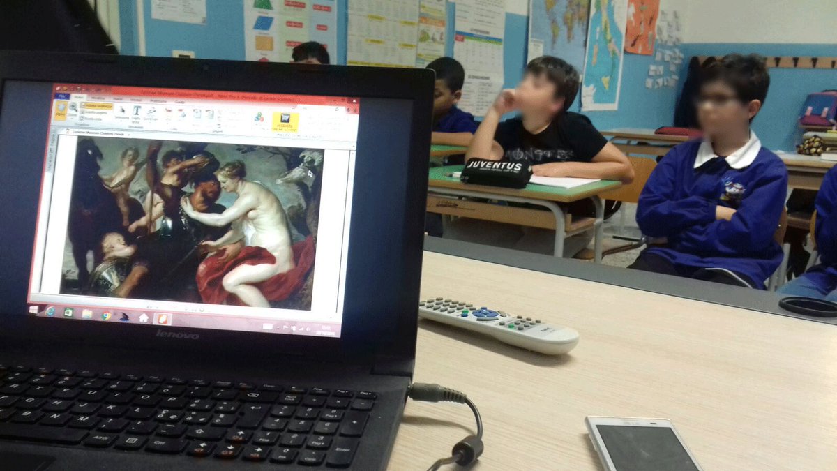 MuseumEbook's tweet photo. Lettura digitale, creatività, scoperta del patrimonio: eccoci oggi all'Istituto Comprensivo Santa Eufemia di Lamezia Terme :D https://t.co/nZErMH1naQ