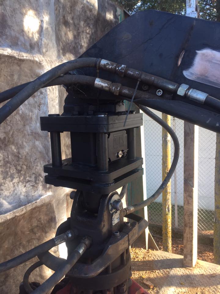 T_Bernesga's tweet photo. New version of the weighing system @Distromel for forestry vehicles. It has improved the robustness and user interface. #efficiencyatwork https://t.co/lgyp4C4v7z