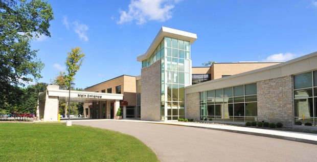 EPMGCareers's tweet photo. New #EmergencyMedicine/ #CriticalCare Opportunity at St. Joseph Mercy Chelsea! @emcrit #EMJobs #ERjobs https://t.co/L8hl911ox6 https://t.co/IG3Yy0zXjD