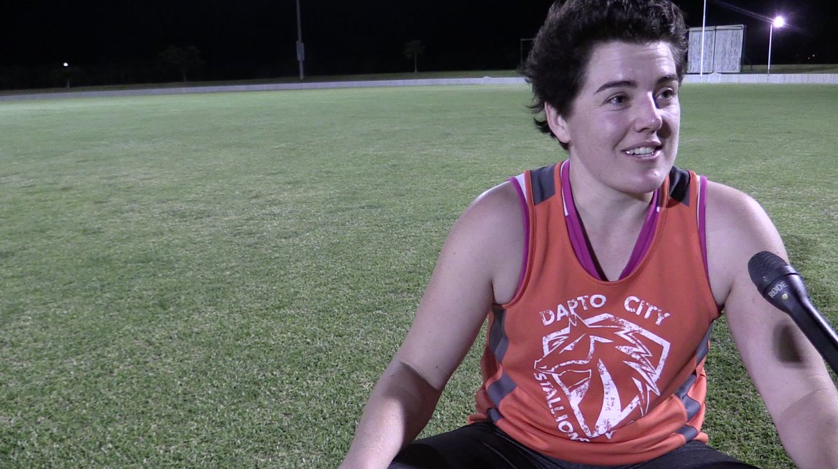 StopHannahTime1's tweet photo. "Teaching guys that yep – I’m on the lead, and I’m open, and you should kick it to me because I’m the best option!" @UOWTV #socialJ @AFL9s https://t.co/v3SQbDDQUw